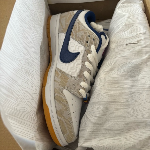 💜💙 Nike SB Dunk Low PRM RL - Rayssa Leal Wmns 9 Men’s 7.5 💜💙 - Picture 5 of 13